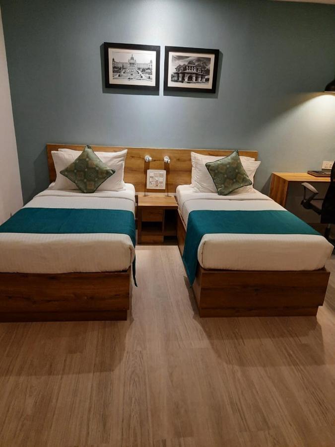 Regenta Inn Grand Koramangala By Royal Orchid Hotels Bangalore Ngoại thất bức ảnh