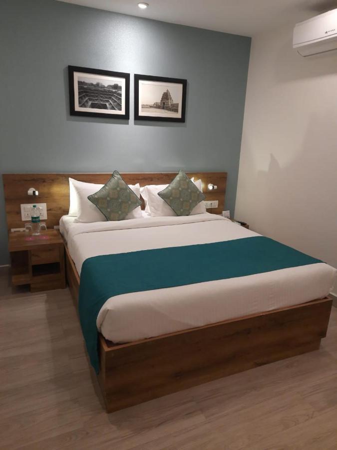 Regenta Inn Grand Koramangala By Royal Orchid Hotels Bangalore Ngoại thất bức ảnh
